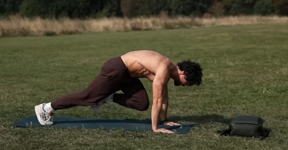 30-Minute Body Weight Workout for Men (Video)